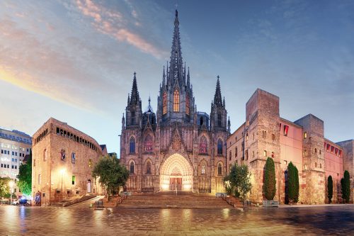 Gothic Barcelona cathedral in Barcelone