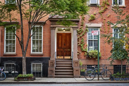 Front of a house in the Brooklyn district